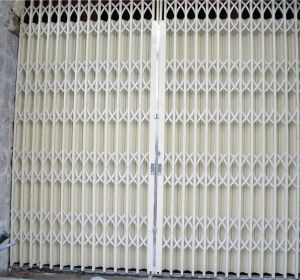 Cửa xếp sắt 04